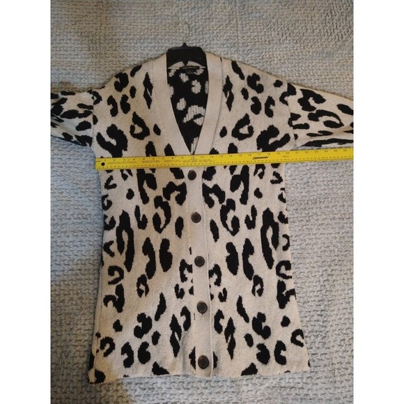 Something Navy leopard print button-up sweater cardigan Boho Cozy Animal - Picture 9 of 11